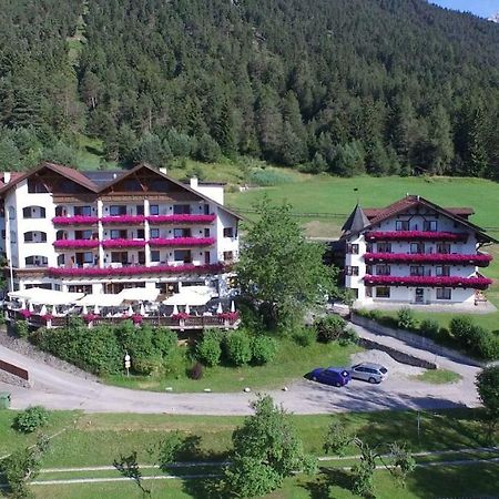 Linserhof Bed&Breakfast Imst Esterno foto