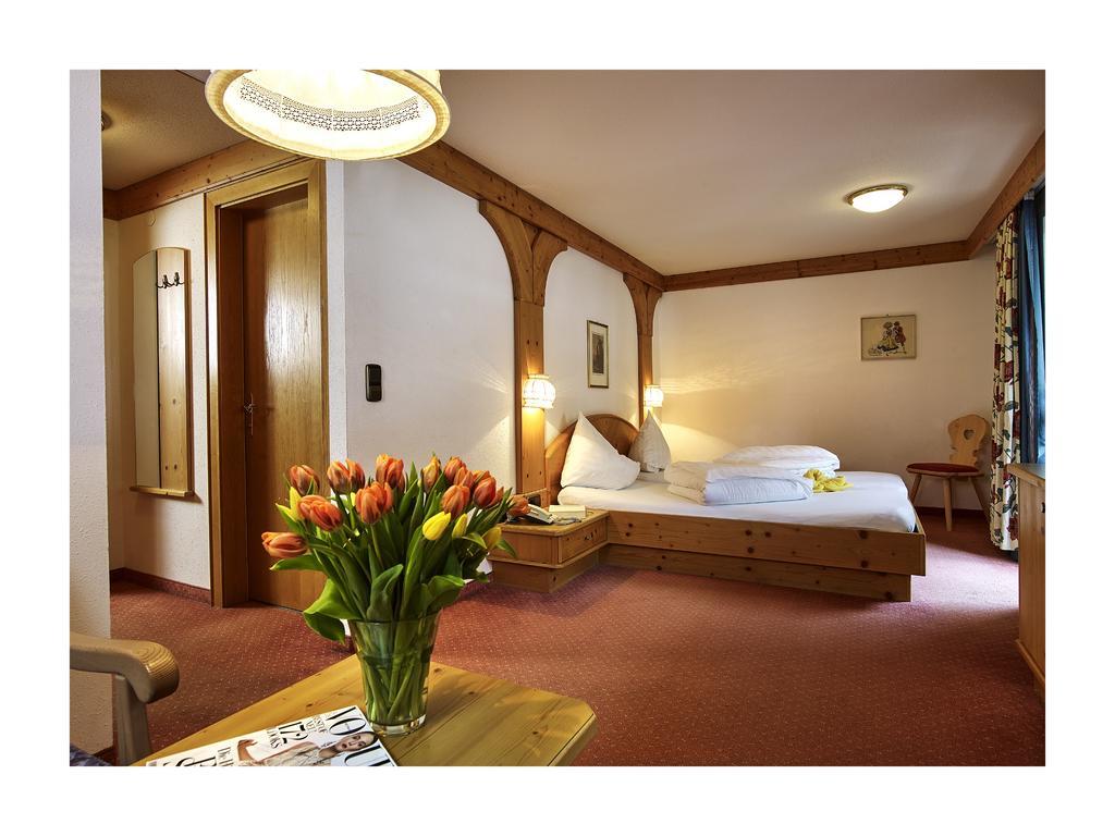 Linserhof Bed&Breakfast Imst Esterno foto