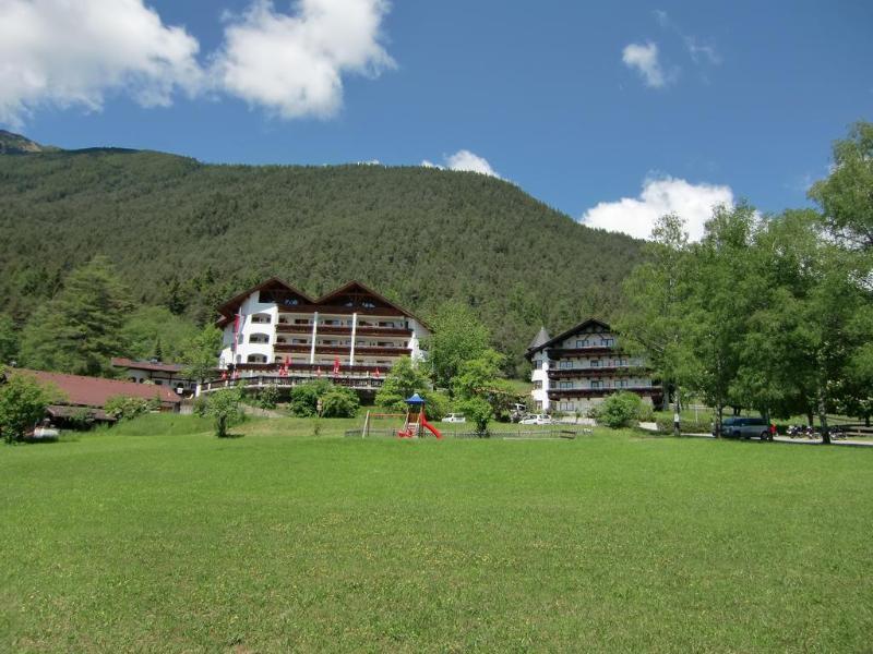 Linserhof Bed&Breakfast Imst Esterno foto